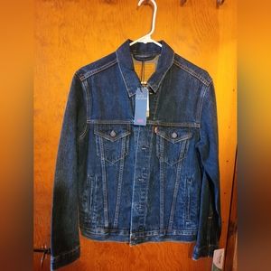 Levis Jean jacket size